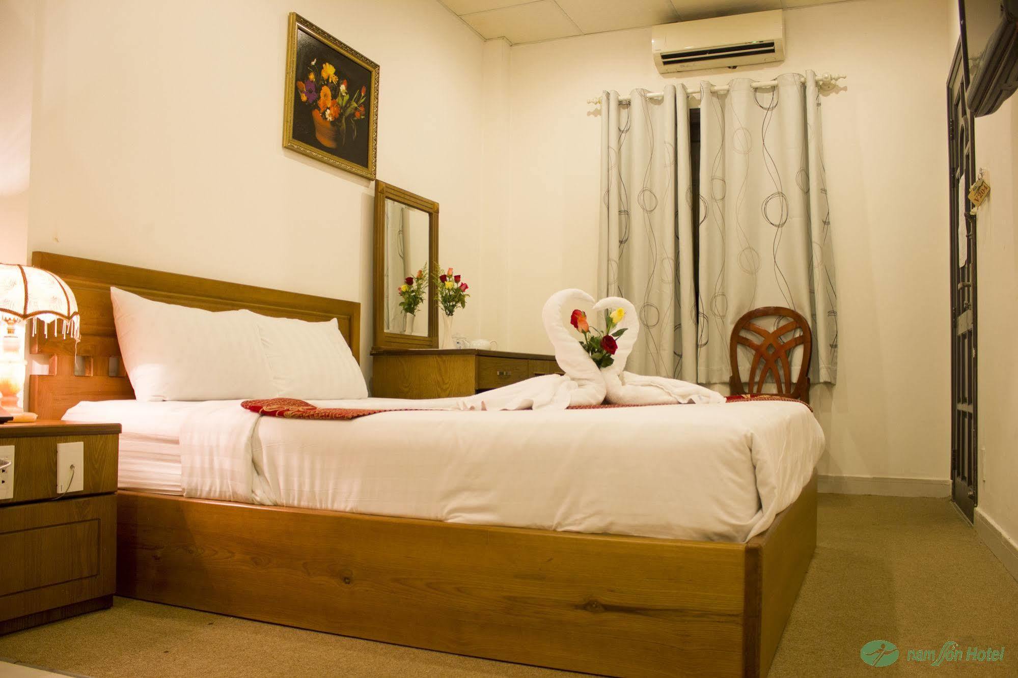 Nam Son Hotel 호치민 외부 사진