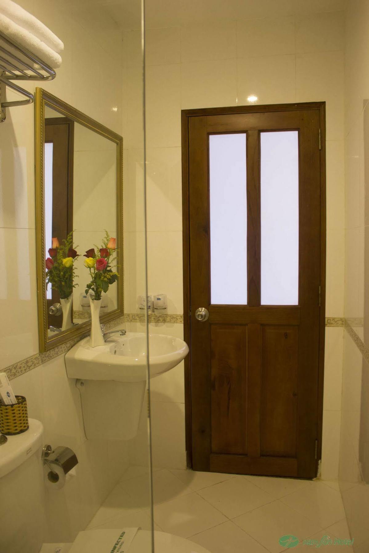 Nam Son Hotel 호치민 외부 사진