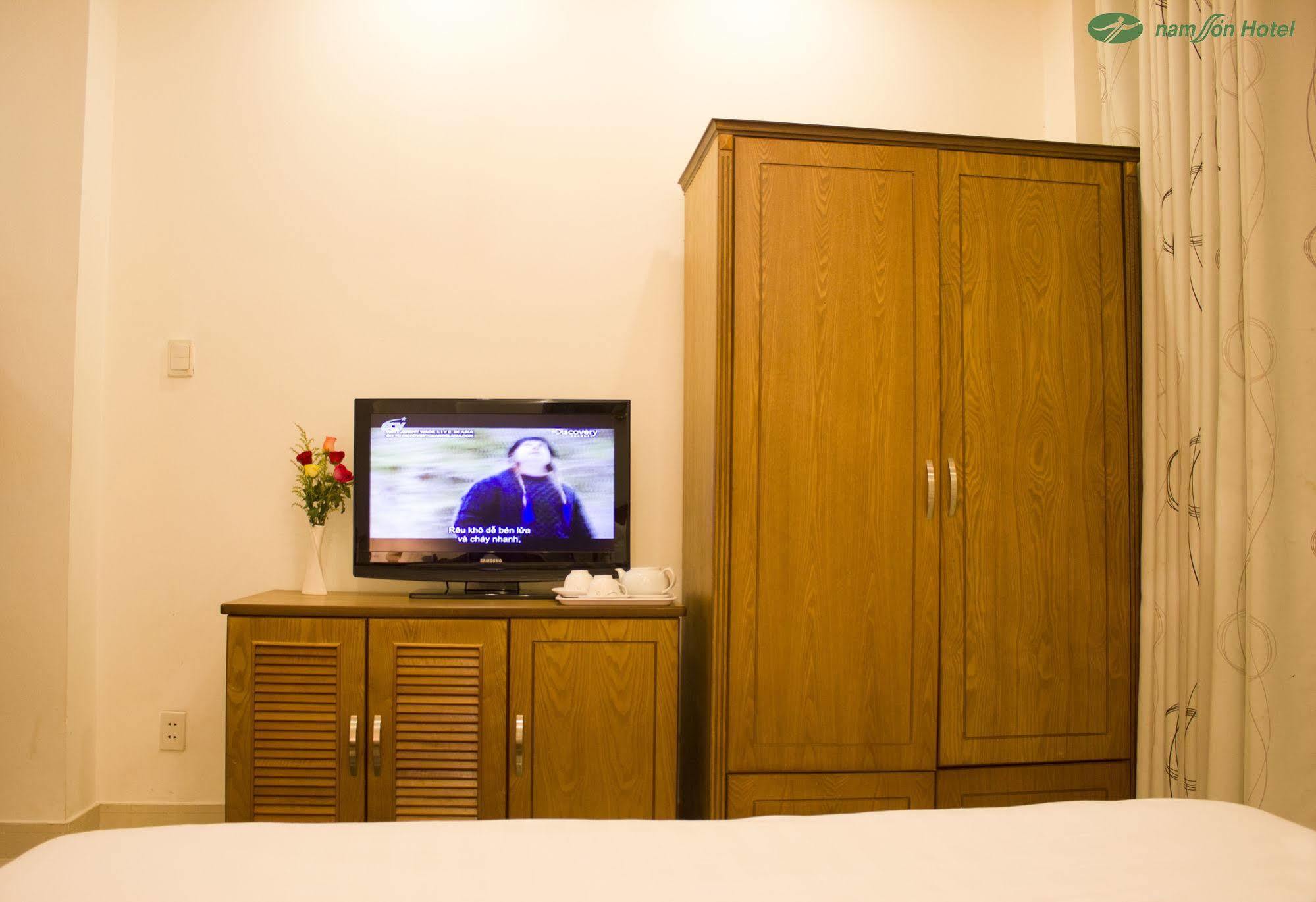 Nam Son Hotel 호치민 외부 사진