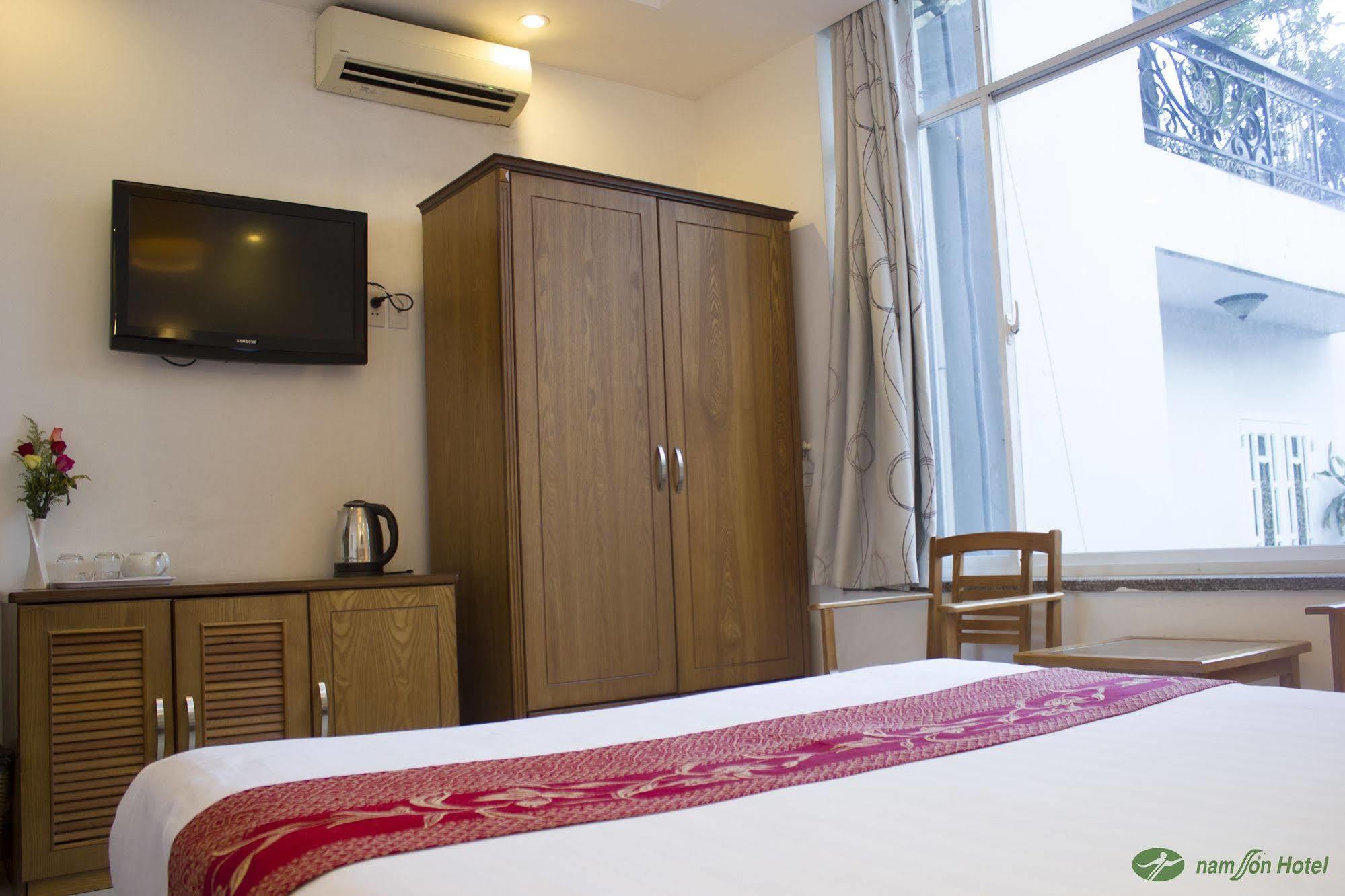 Nam Son Hotel 호치민 외부 사진