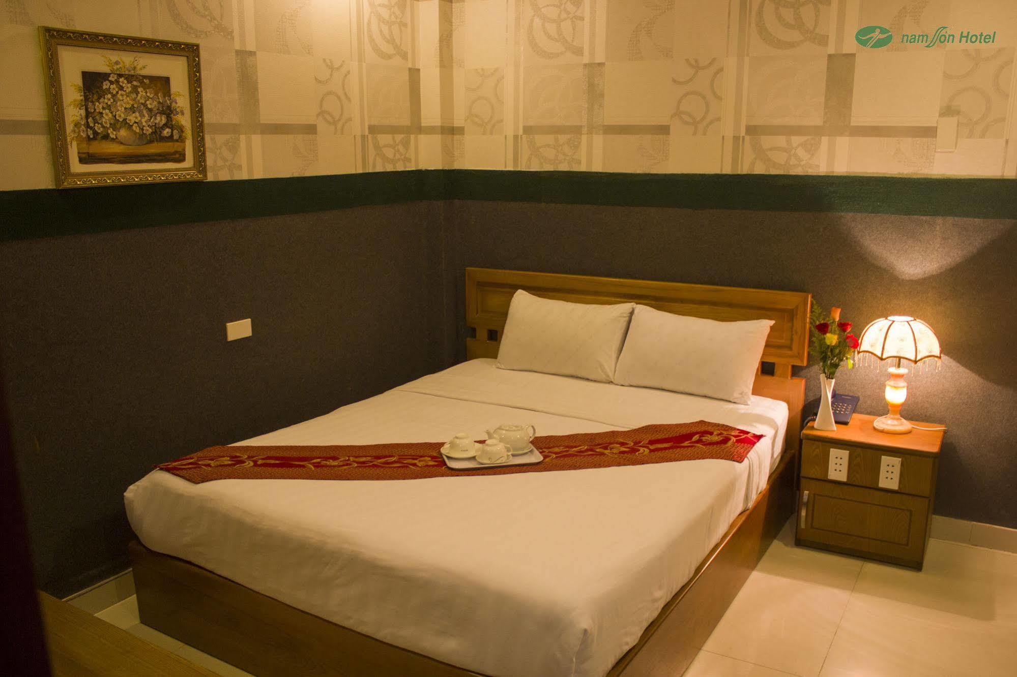 Nam Son Hotel 호치민 외부 사진