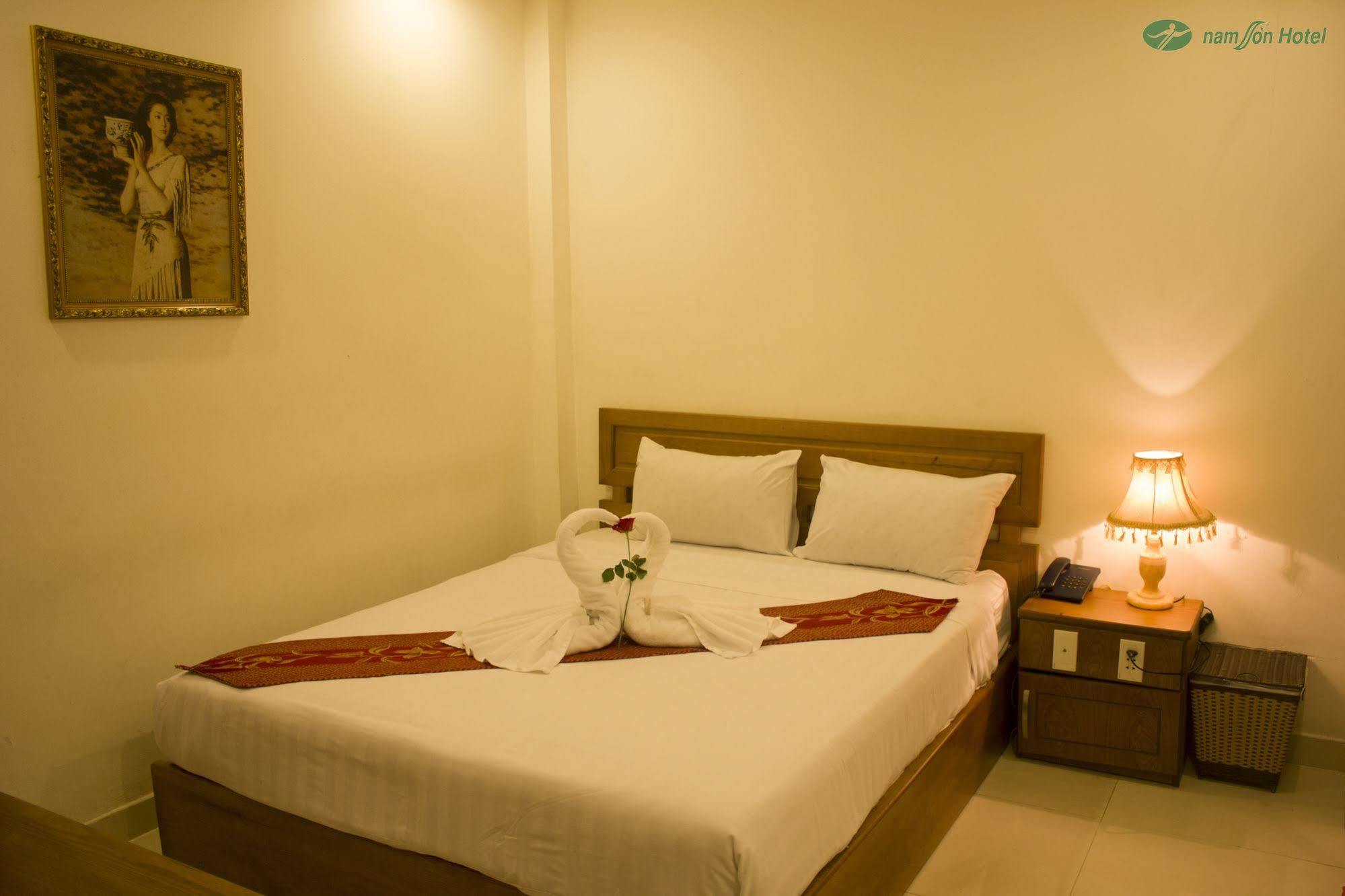 Nam Son Hotel 호치민 외부 사진