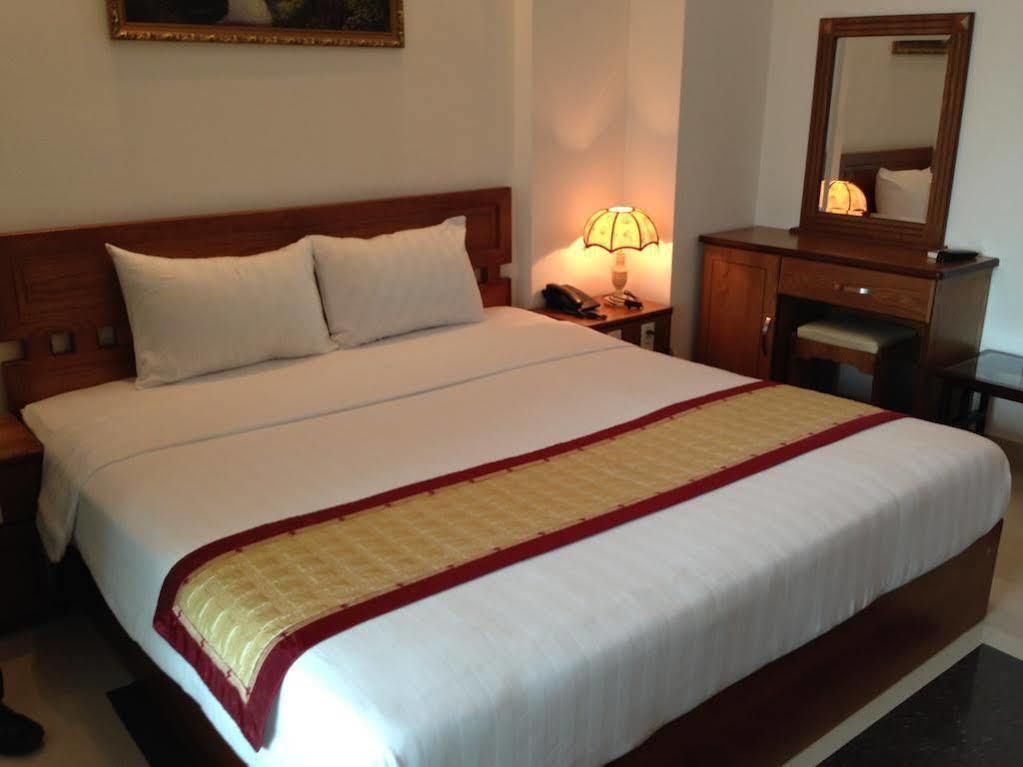Nam Son Hotel 호치민 외부 사진